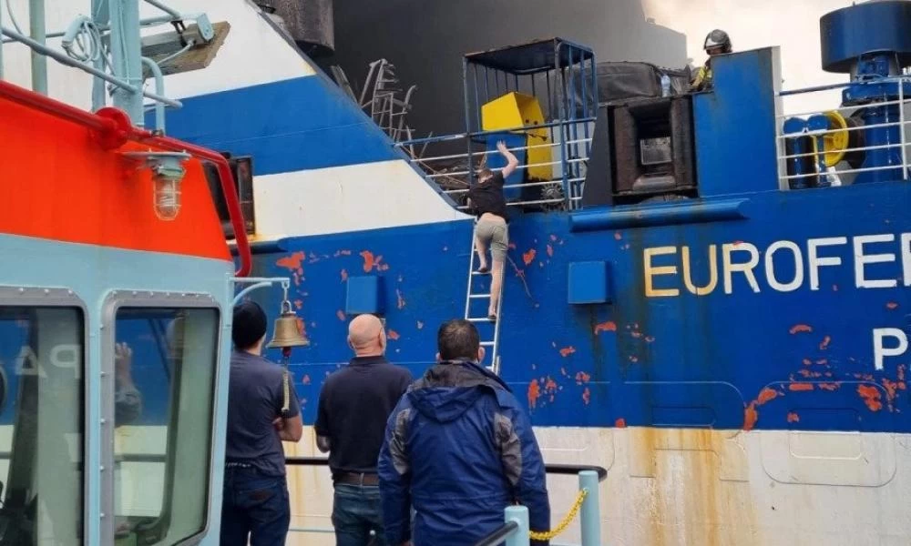 Εντοπίστηκε ζωντανός επιβάτης στην πρύμνη του Euroferry Olympia